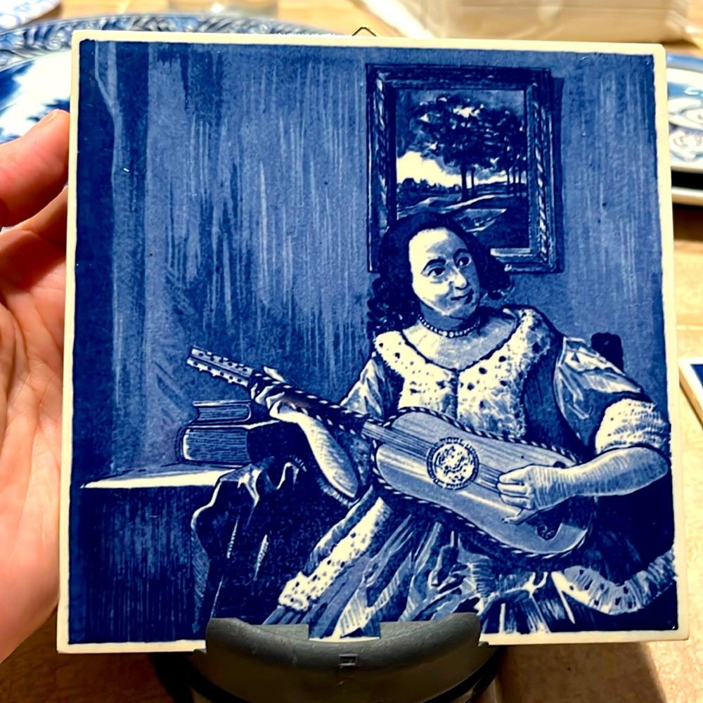 VINTAGE DELFT TILE JOHANNES VERMEER "THE GUITAR PLAYER"
